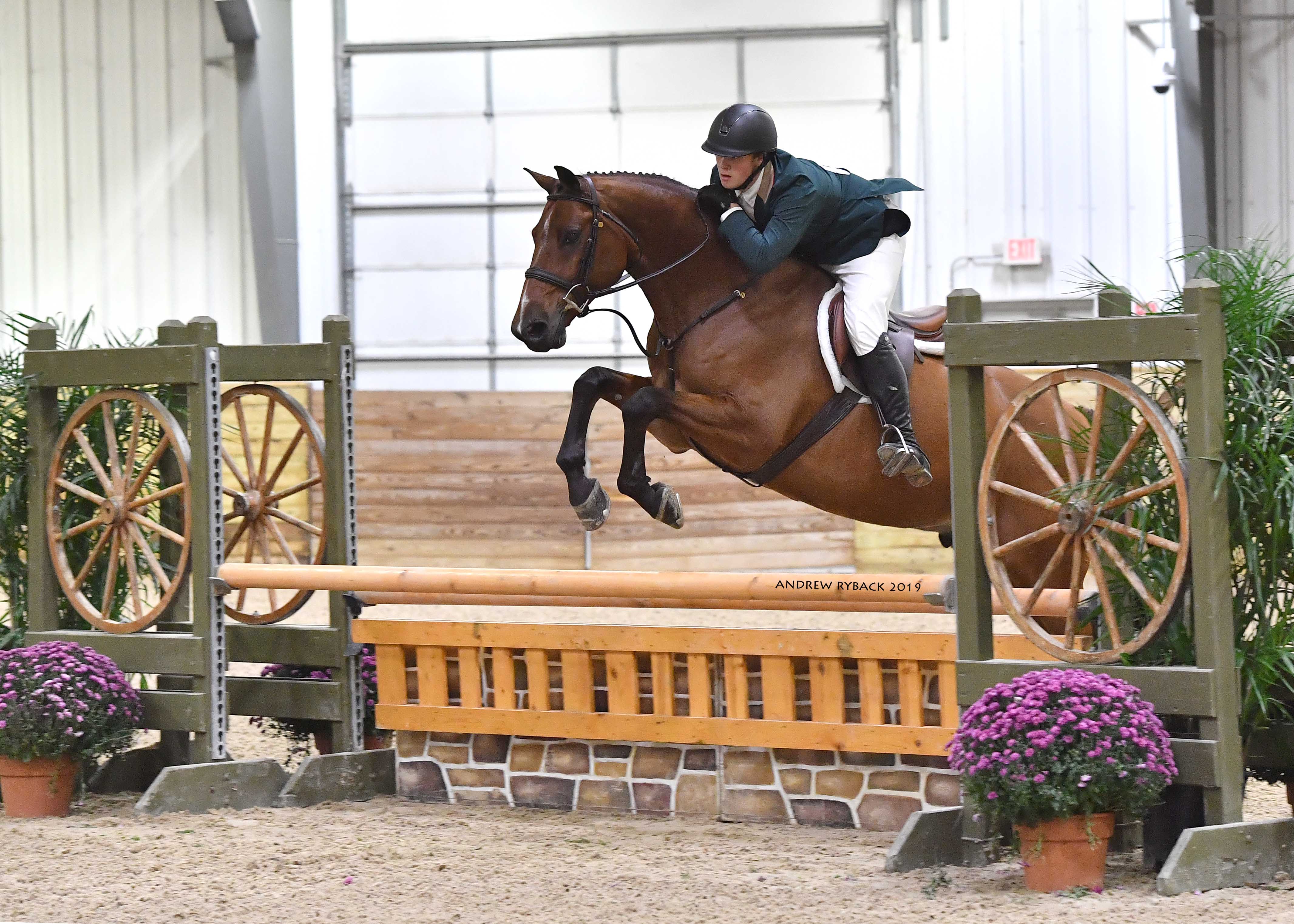 Greg Crolick and Corallo Z Equestrian Honors the $40,000 Take Center Hunter Derby in Top USHJA International World 
