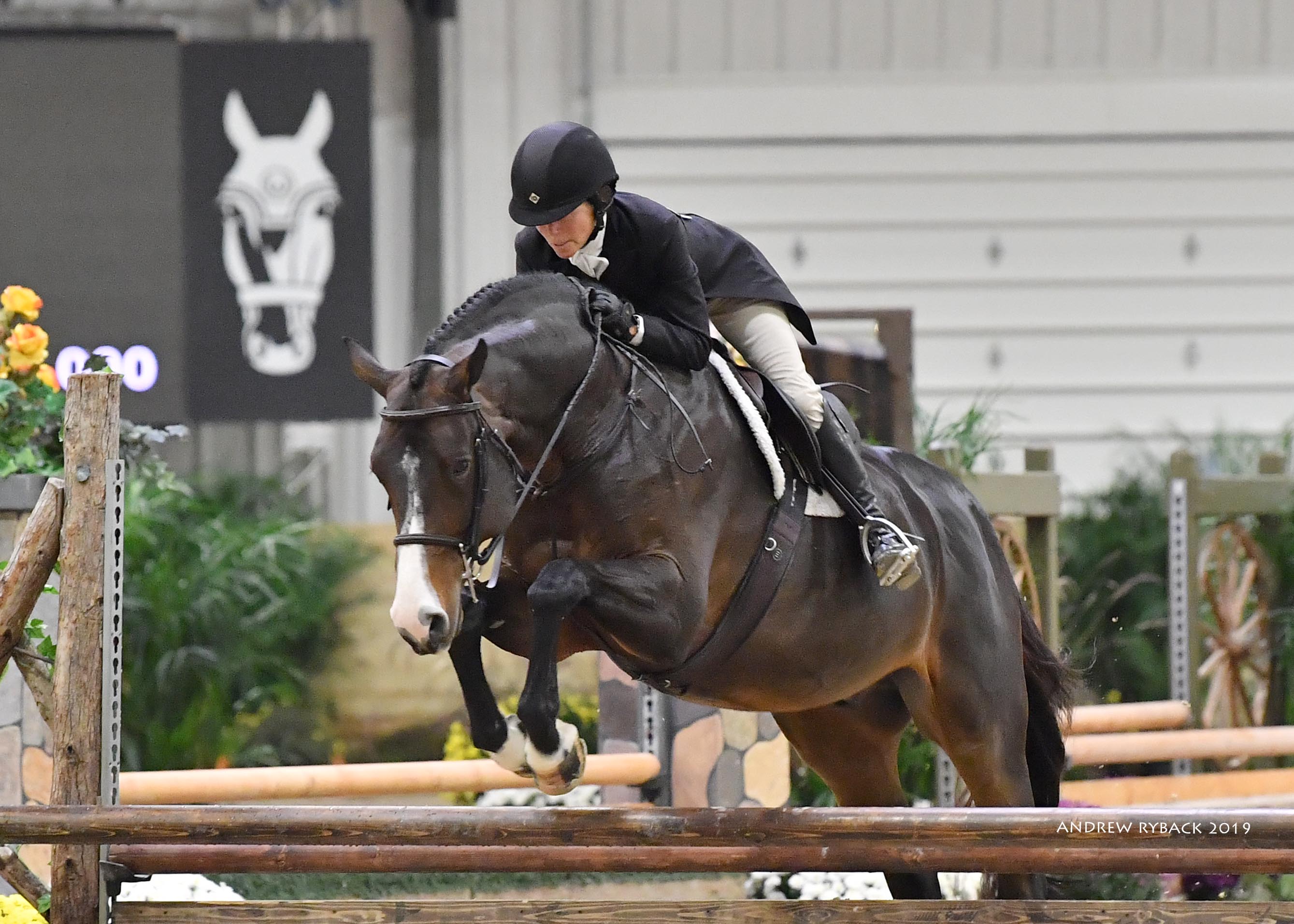 Greg Crolick and Corallo Z - the Honors Center World in Hunter Top $40,000 Derby USHJA International Equestrian Take