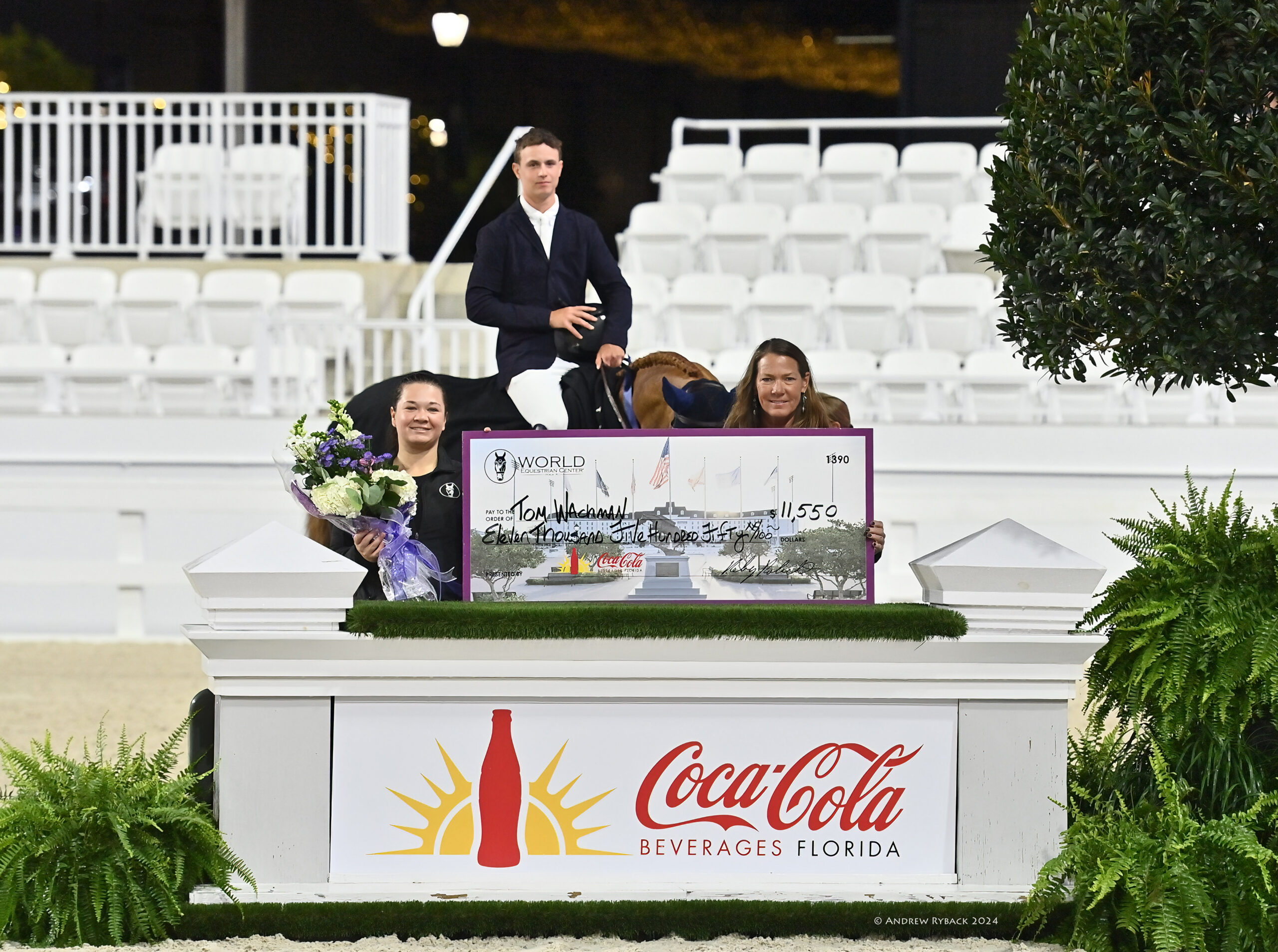 This image has an empty alt attribute; its file name is W7N_1150e-1024x763.jpg